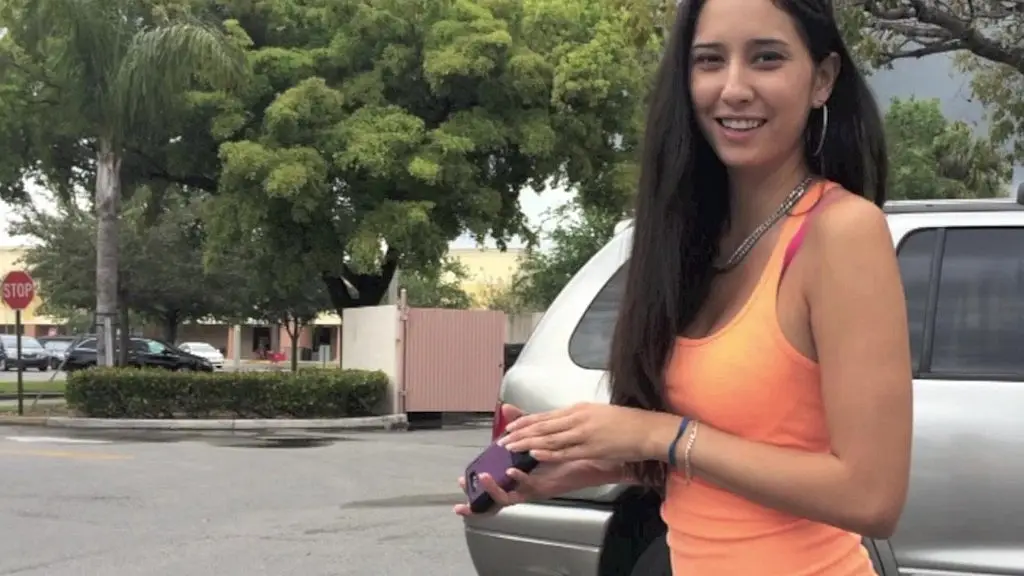 latina slut gives up the pussy