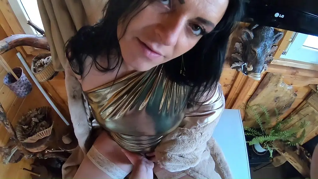 double pleasure with milfycalla – episode 30 of 47 – naughty stockings fetish, blowjobs & cum