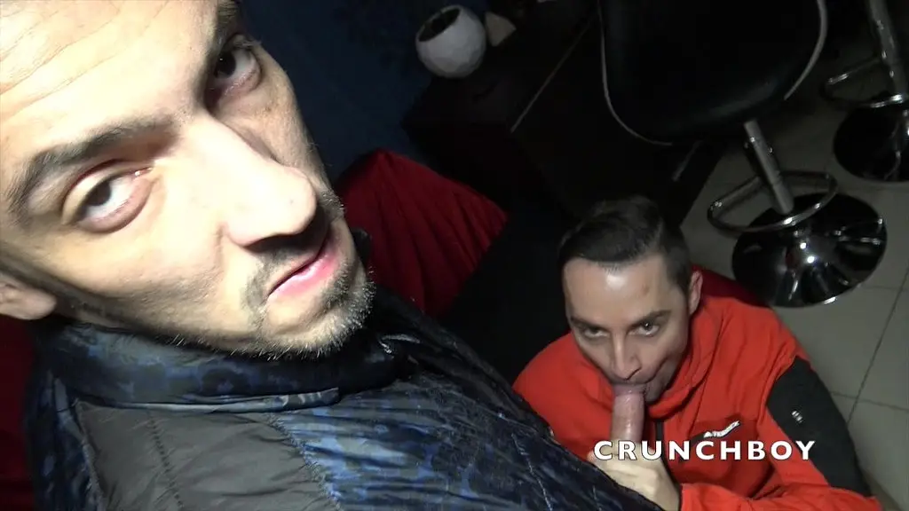 slut fucked bareback by frenchbadboy