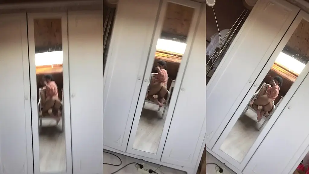 mirror video  