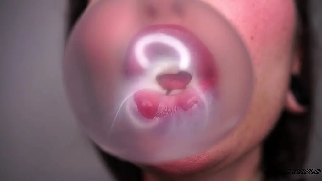 lush lips & bubblegum