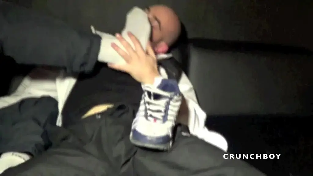 clem fucked in sneakr in backroom by badboy