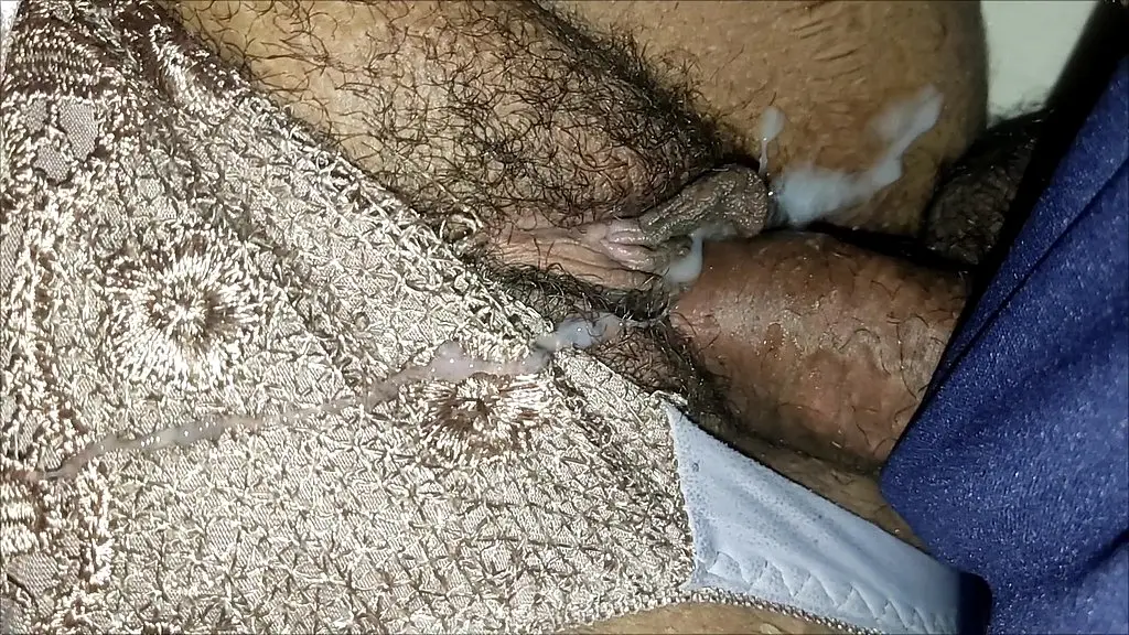 gozando na bucetinha da esposa 7