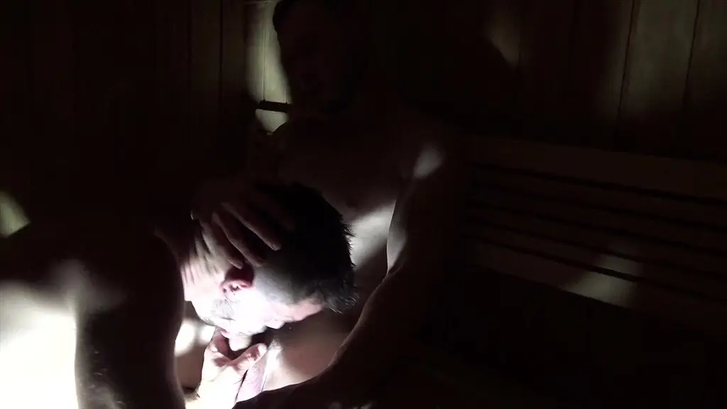 latino boy fucked barebakc by kevin in public sauna