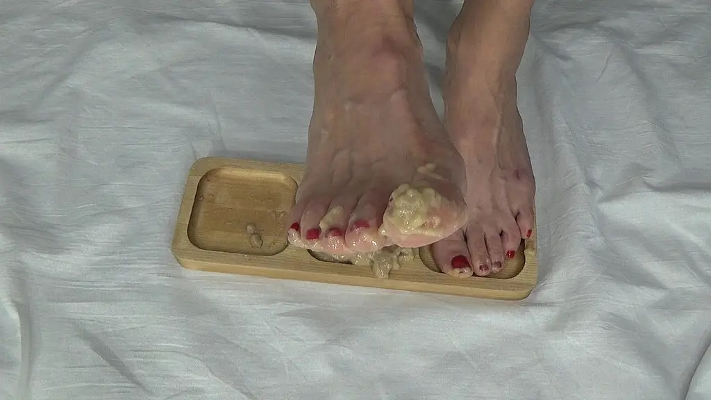 my beautiful mature feet in pudding