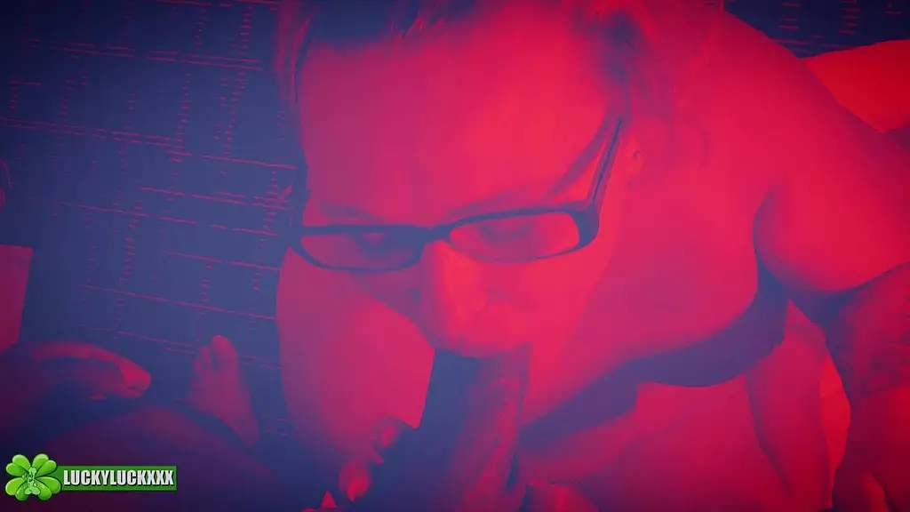 lucky gurl brynn - red light special pov blowjob