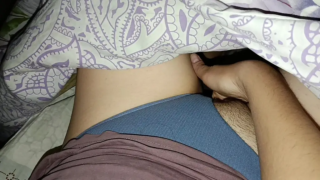i m not alone at home, but i really want to masturbate.