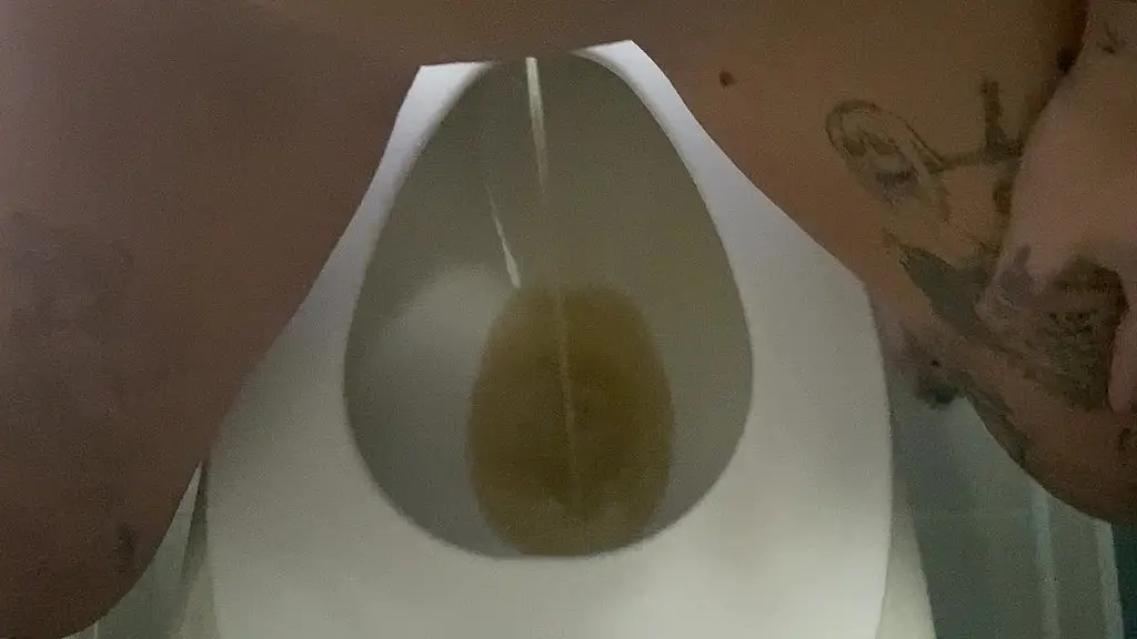 tiatinkles - tinkles over the toilet - img_3732 - oct 23, 2025