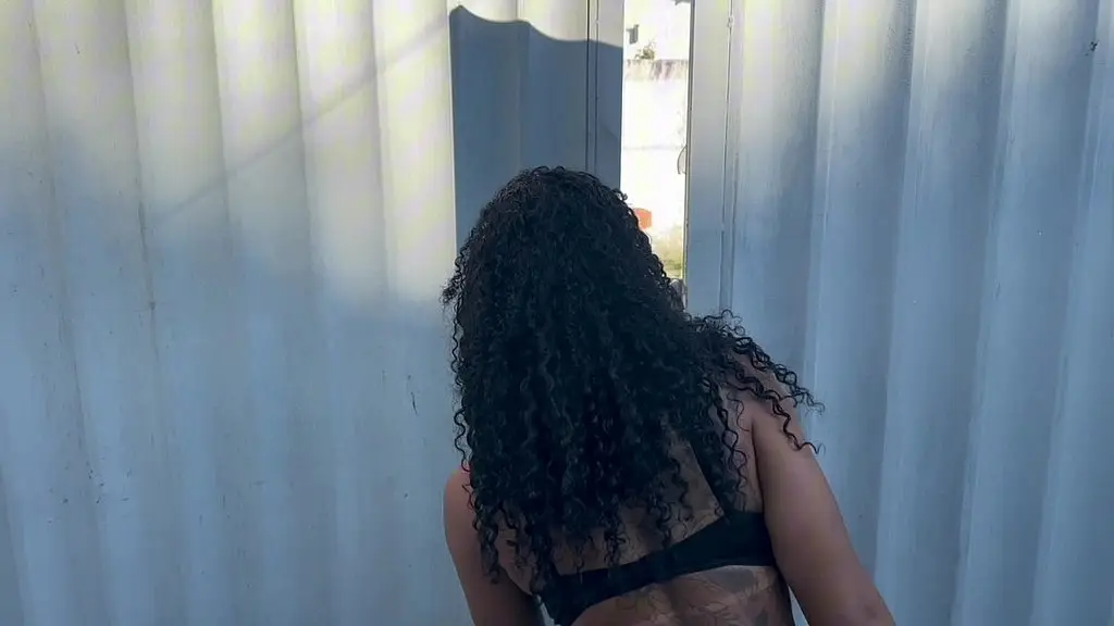 fui fazer uma entrega na favela e a cliente me recebeu desse jeito e eu nao resisti
