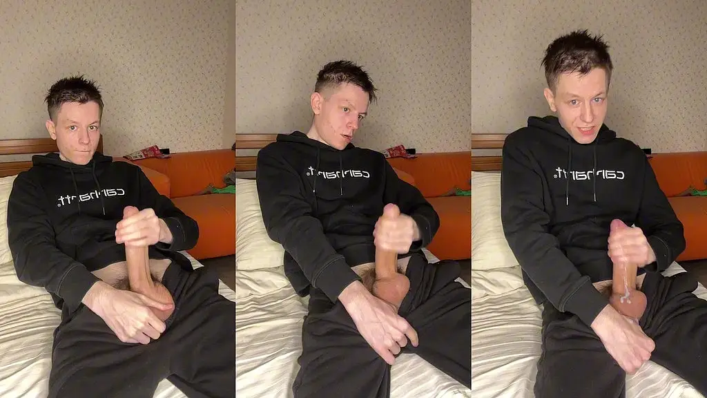 guy’s epic cumshot reveal