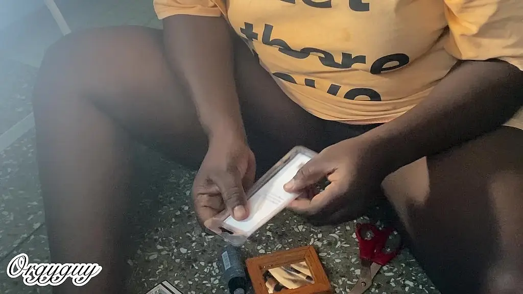 flashing my shaved pussy home