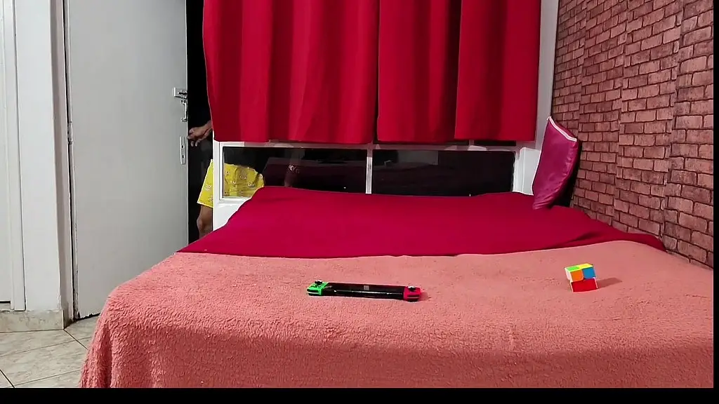 entiado nerds fez um jogo sexual com sua irmazinha ganhadores rolou muito sexo selvagem