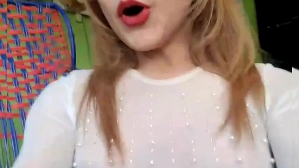 underskirt