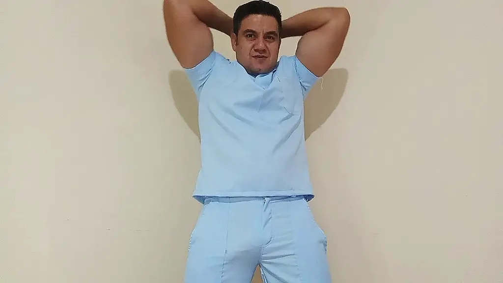 yuri gaucho - dotadao punhetando a cacetona e gozando muito