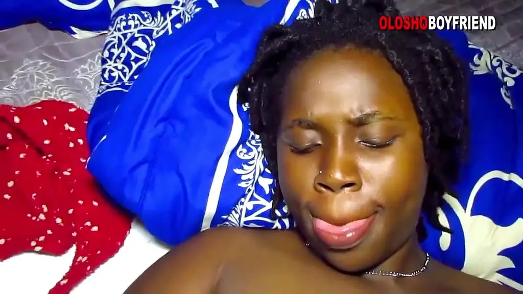 oloshoboyfriend - he touches me