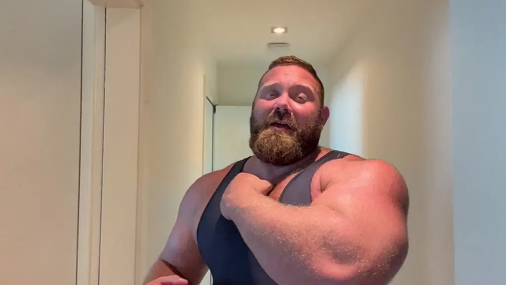 big muscly intruder has his way with you! cumshot ending