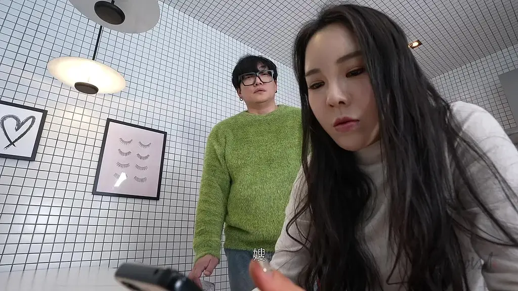 korea - step sister-in-law wants to give a hard lesson to her cheating brother-in-law