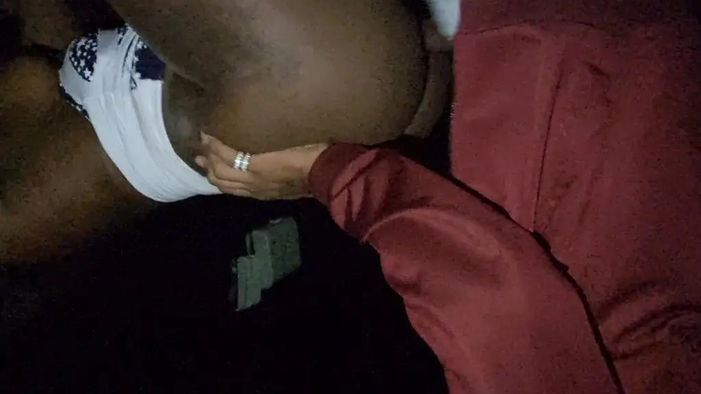 garoto se deu bem pegou a negra mais gostosa da festa e comeu