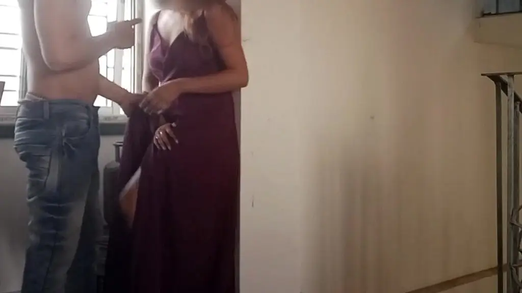 stepsister ko chudai sikhai stepbrother ne