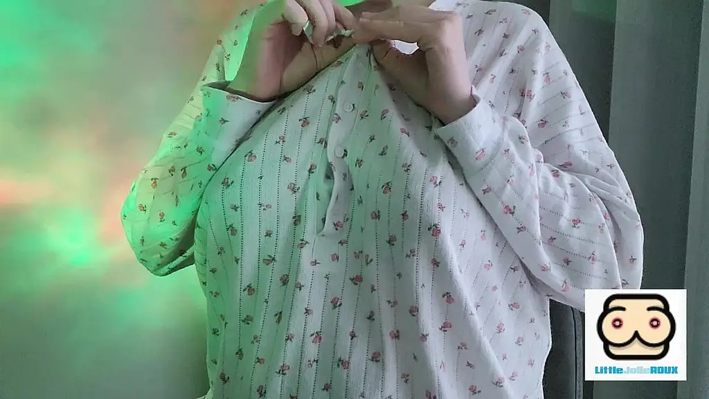 suck my enormous tits