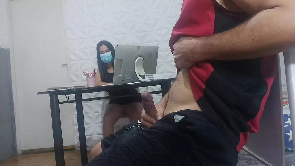 recepcionista gostosa sem Calcinha! me arrisquei colocando o pau pra fora! Я получил полное признание, что же это за ответ?