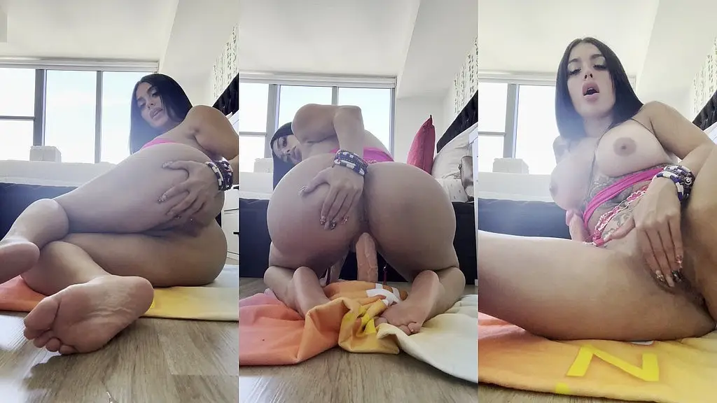 egypt s tight juicy pussy dildo ride & explosive floor squirt!