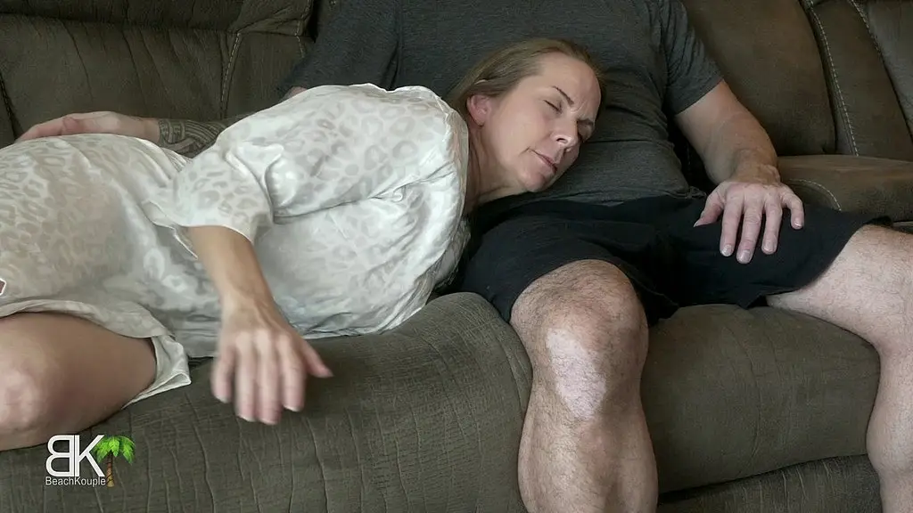so appreciative of stepson i suck his big cock until he cums!