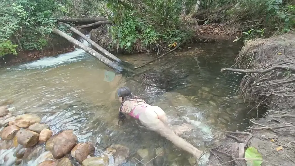 sexy milf stepmom seduces her stepson in the woods (piss, wonderful blowjob and eat cum) exoticfuck colombian