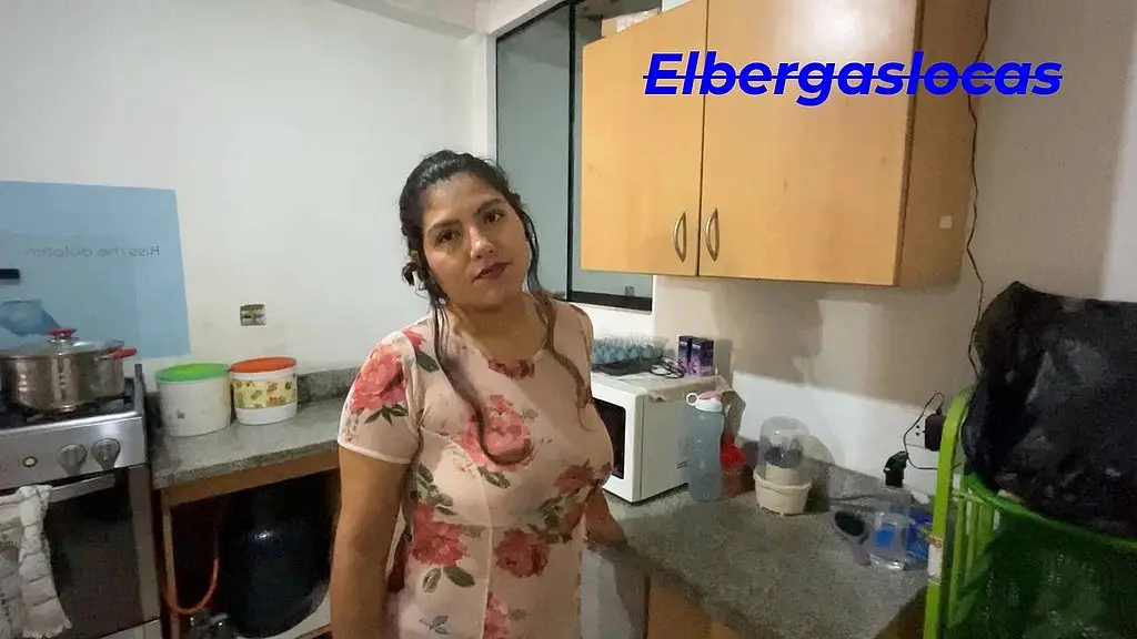 follando con el tecnico de internet, llame por que no tenia como ver porno y el amablemente se ofrecio a complacerme, me dejo satisfecha