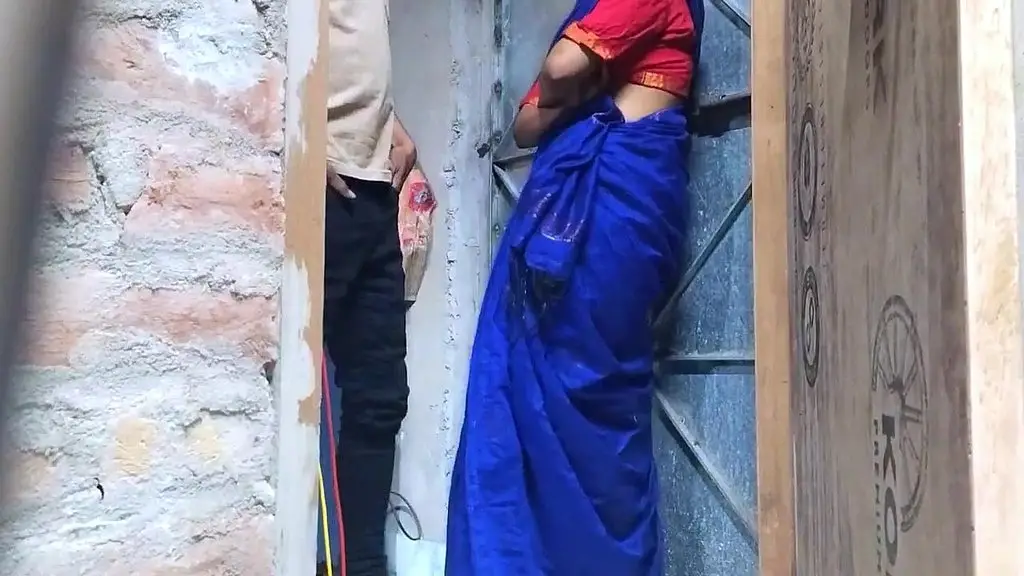 indian bhabi encourage to brother in law for fuck when no one in house