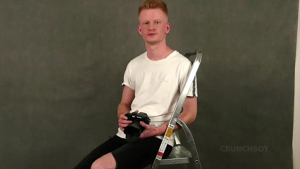 straight boy from budapest fucking raw for financial motivation