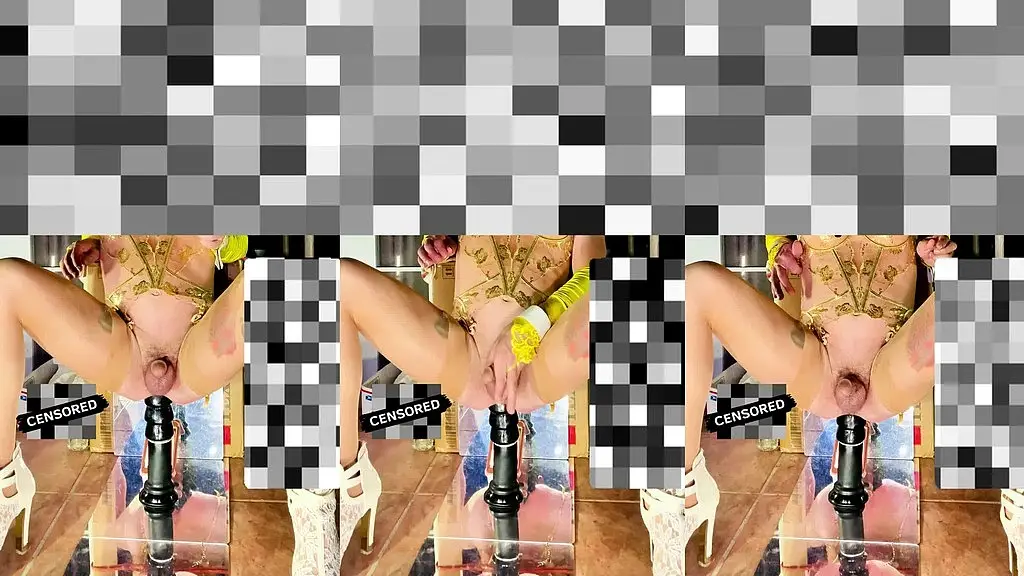 cintia414 ts sissy beauty golden corset stocking outside riding big black dildo