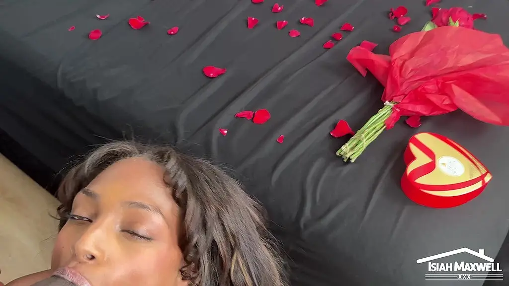 isiah maxwell has valentine s day sex with best friends gf rhae woods