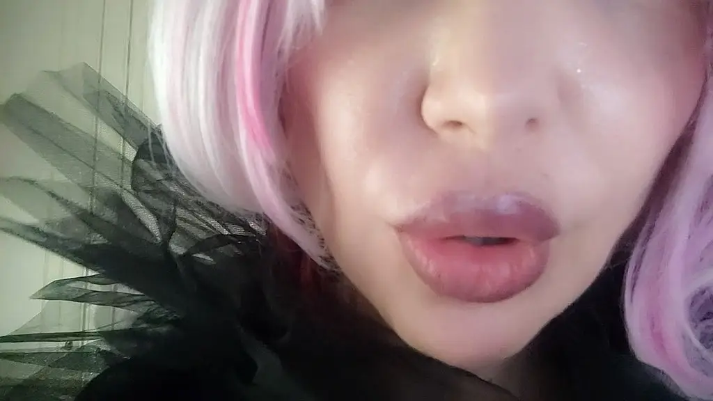 chantalchannel - la blasfemia non e mai stata cosi sexy-blasphemous glamour girl