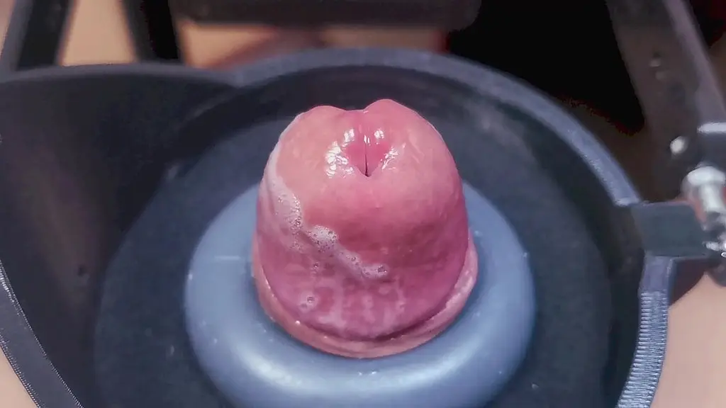 penis machine with a new attachment
