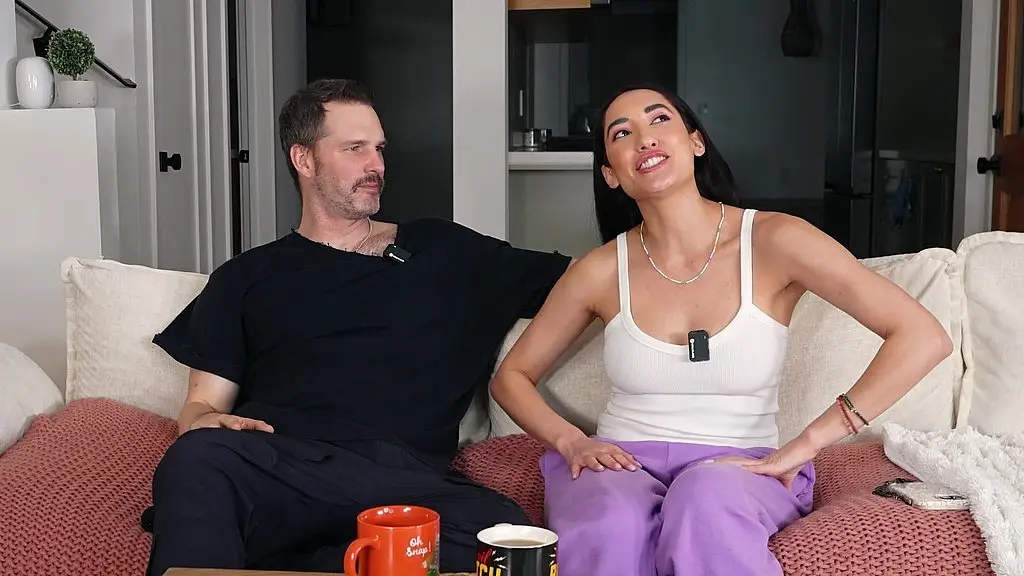beautiful latina pornstar chloe amour twerking on tom games podcast