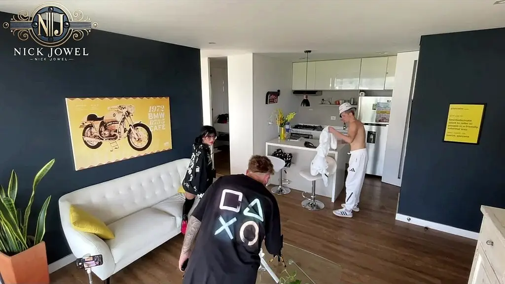 behind the scenes of the real porn scene 1