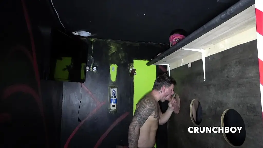 this straight is slu thole creampied by his friend bareback in sneaker