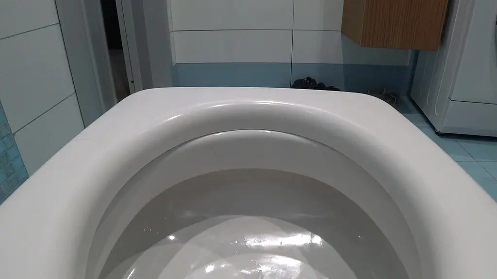 pissing. hidden camera in the home toilet. mature hairy pussy urinates and we spy on wet cunt, big butt and anal hole. amateur dirty fetish from chubby milf and close up. asmr. pawg. voyeur.