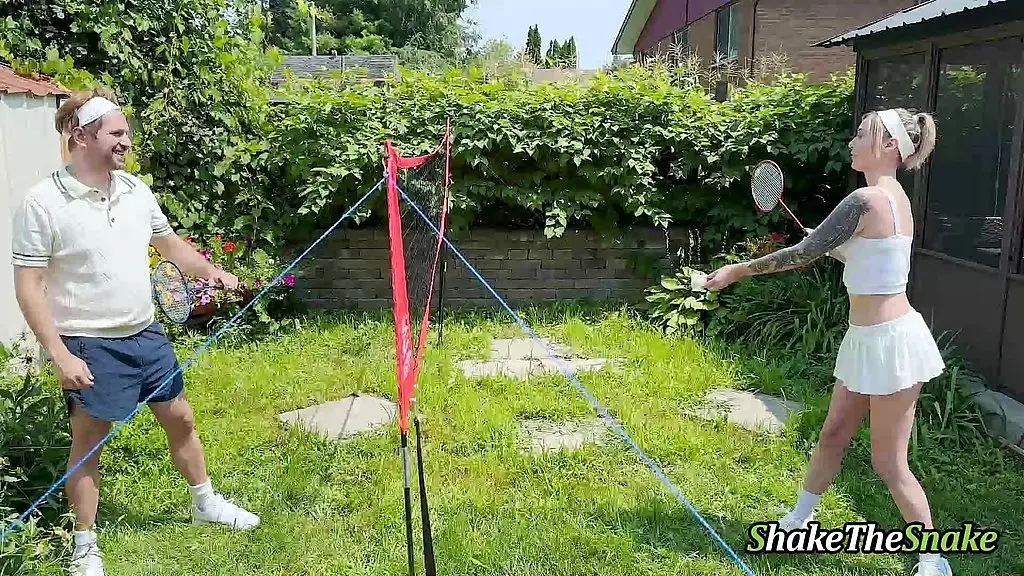 shake the snake - a insane princess is ass banged badly by her fuckfriend.