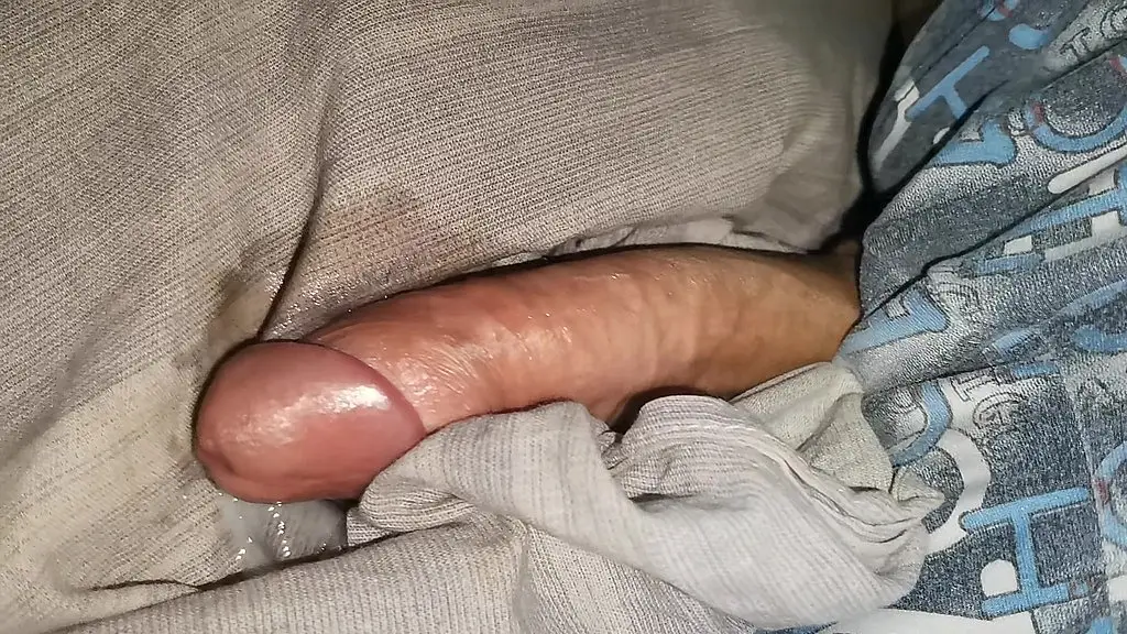 fucked a pillow and came hard!!!