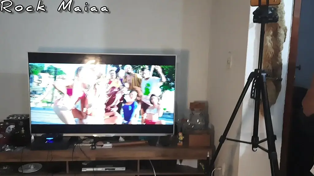 continuacao da festinha com espetaculo anal da greluda.