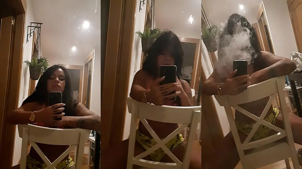 fumando um na minha casa