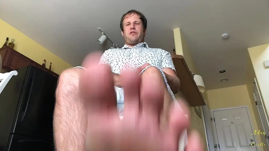 u hungry pansy? eat & lick my dry feet