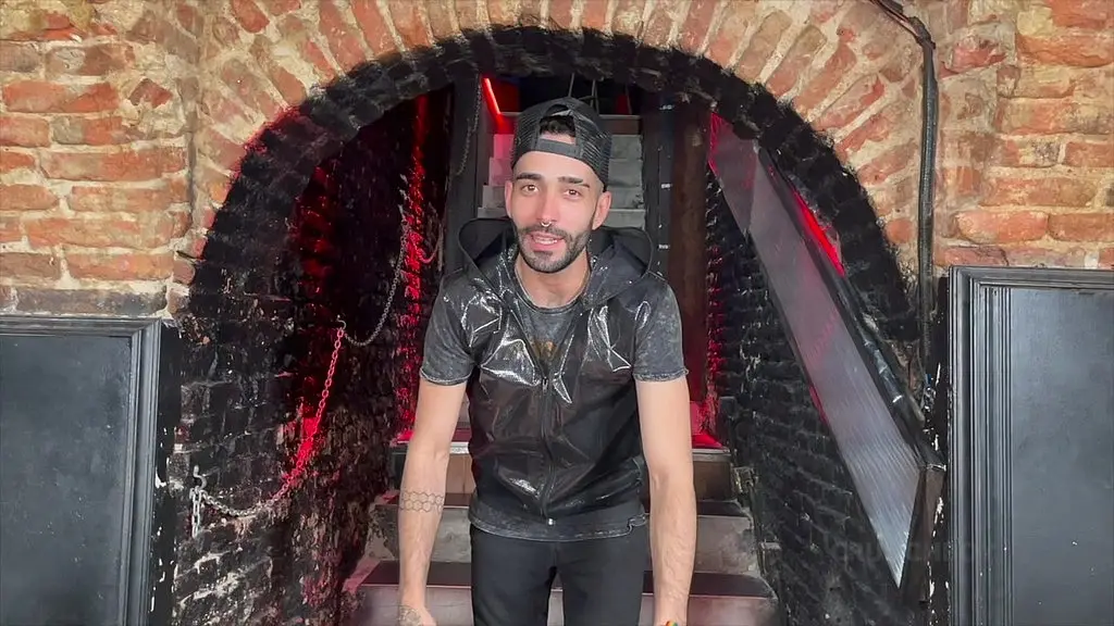 spanish boy fucking bareback in backroom in fetish outfits