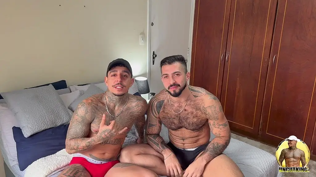 enterrando no cuzao do ursinho
