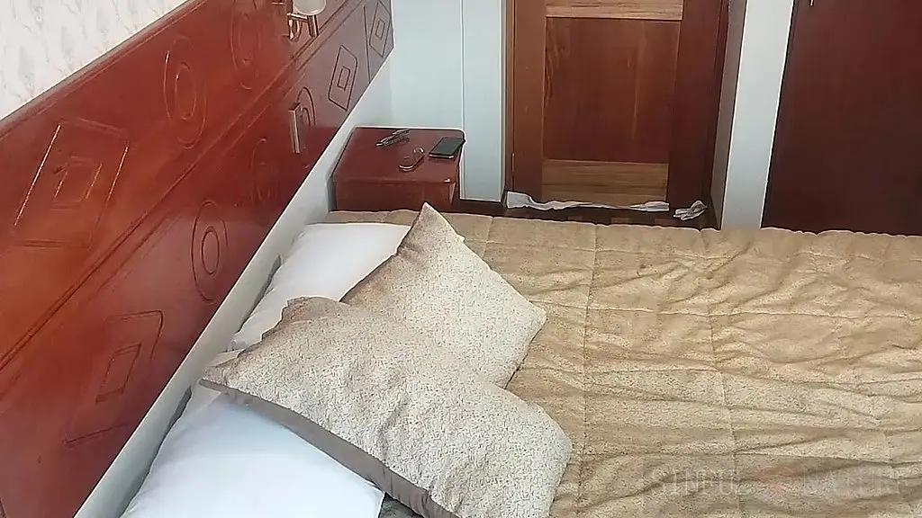 elchicodelpeinadofollador - sentones con mikaela y el chico del peinado foshador detras de camara - mar 26, 2026