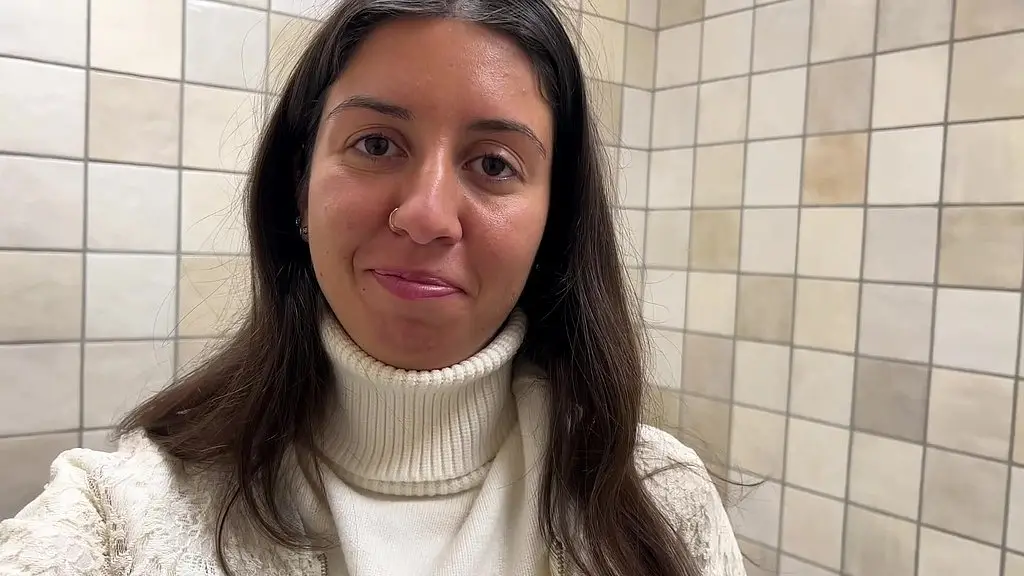 real porn casting in public toilet in mall