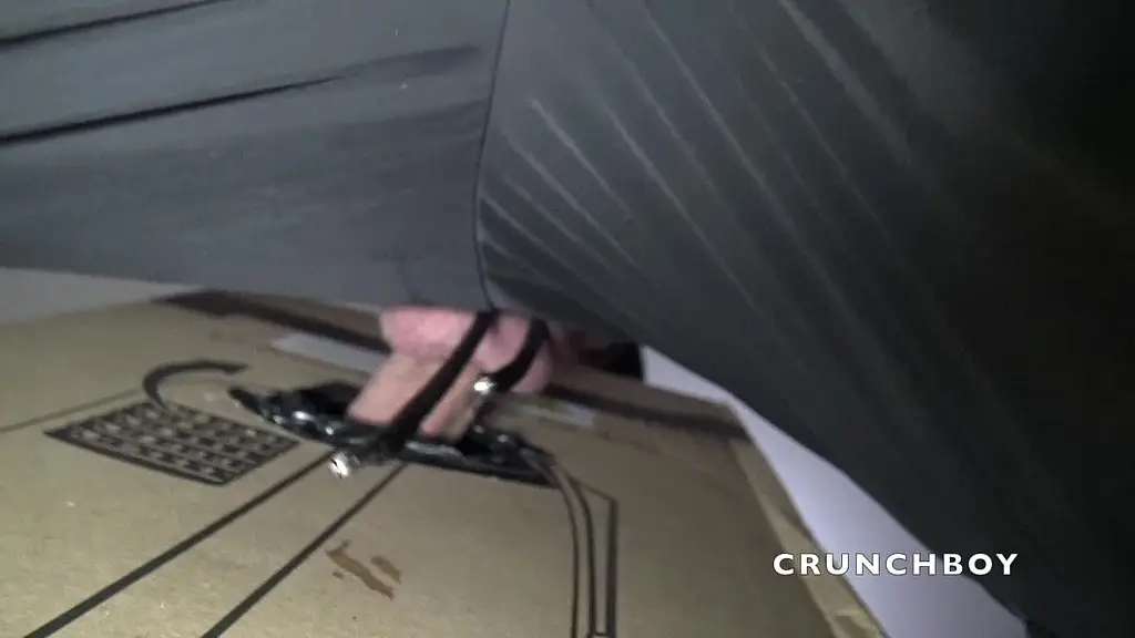jeune blond baise par son ptoe hetero tatoue