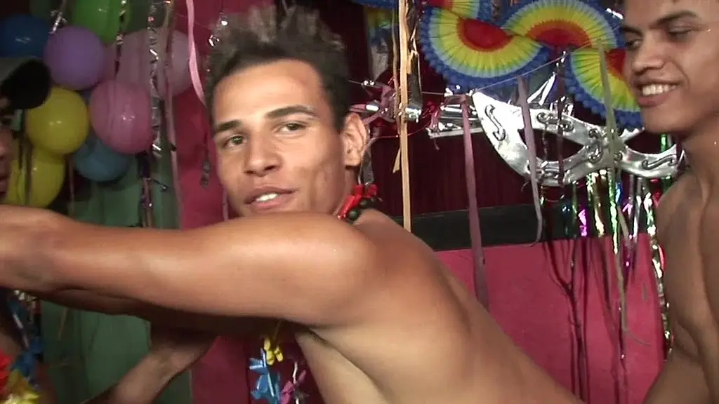 amator barebacck video with latino boys not really gay